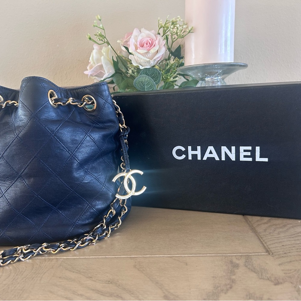 CHANEL Quilted Bucket Bag Vintage